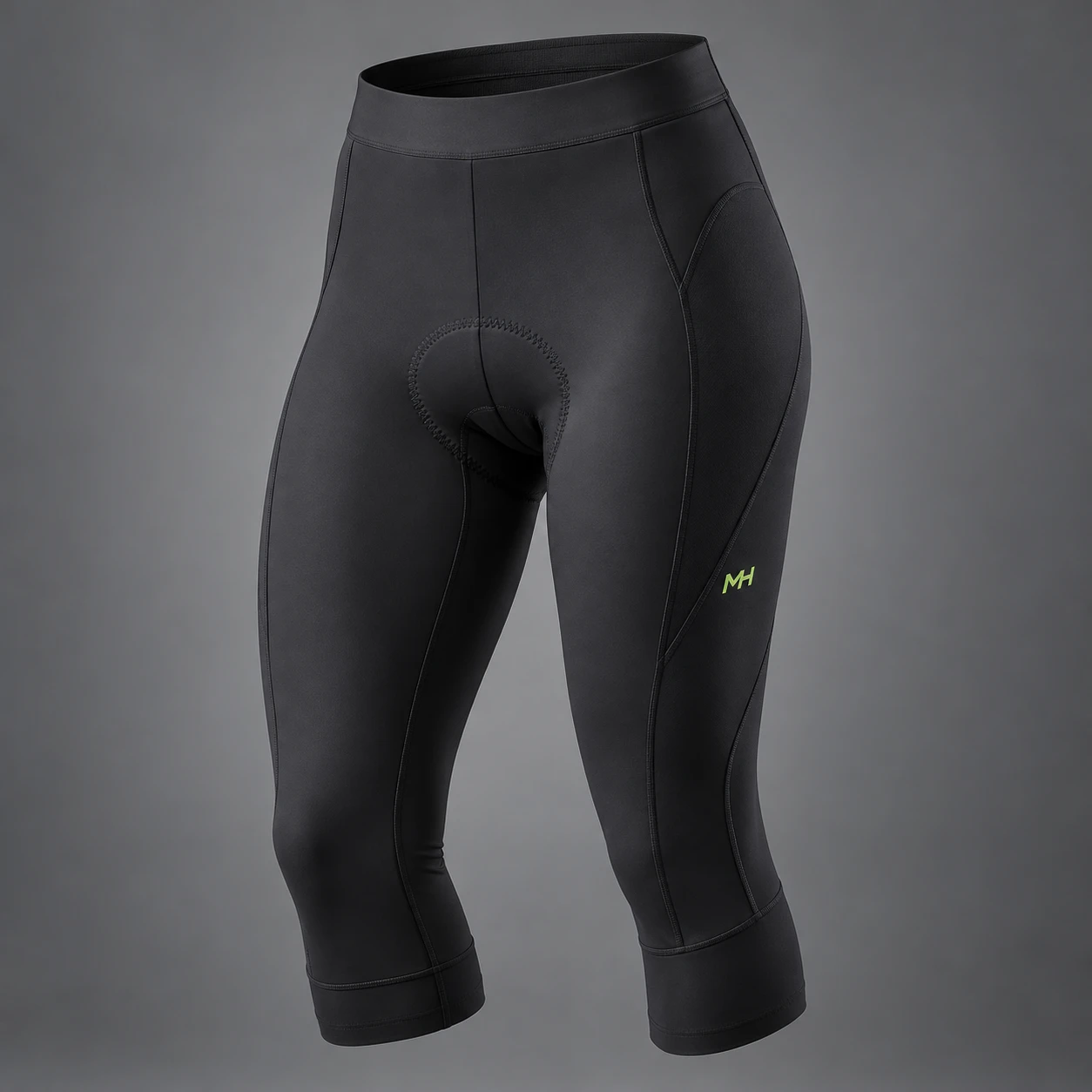 Cadence Three-Quarter Tights in Black
